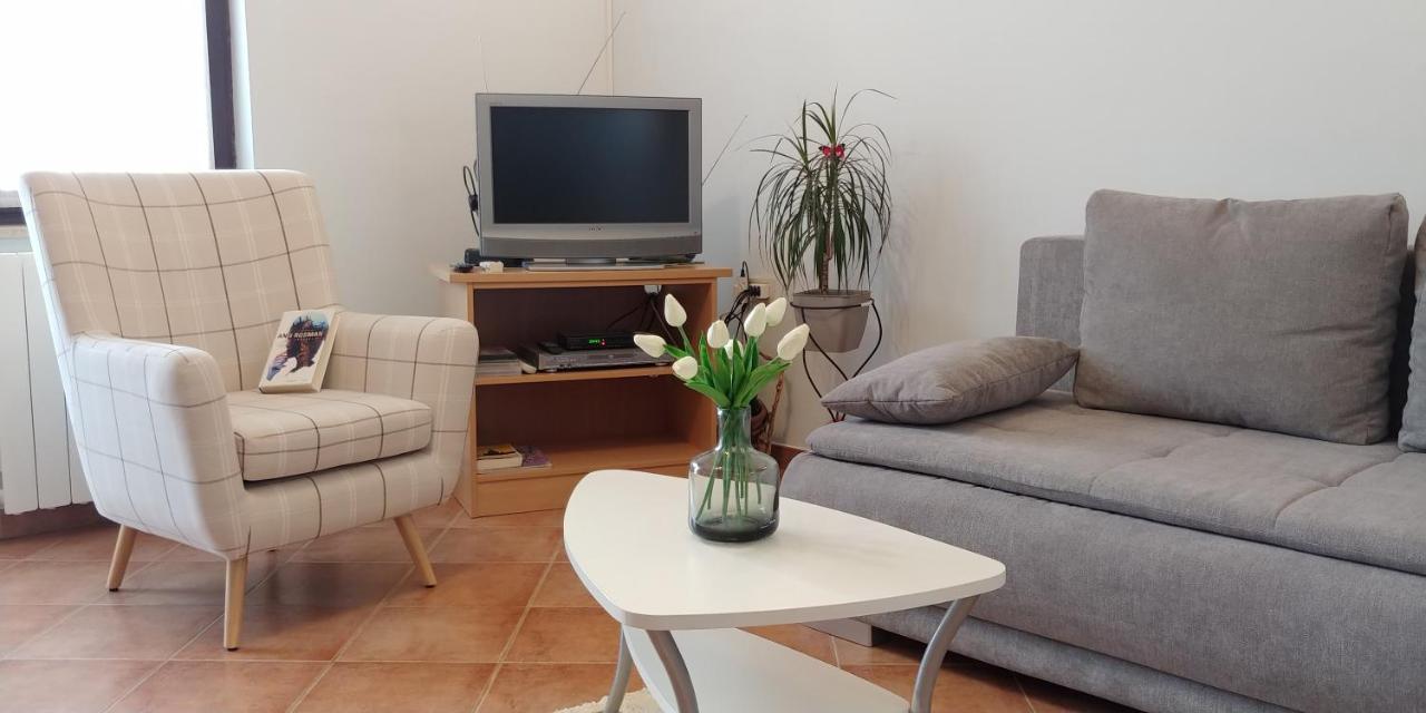 Apartment Fabris Roč Kültér fotó