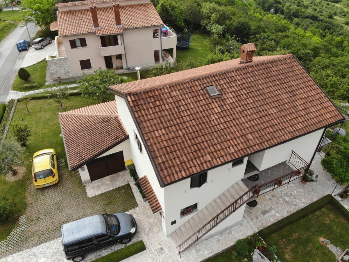 Apartment Fabris Roč Kültér fotó